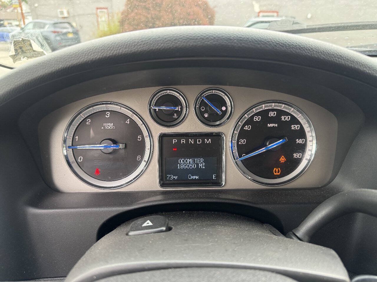 Used 2011 Cadillac Escalade ESV AWD w/ Livery Package image 21