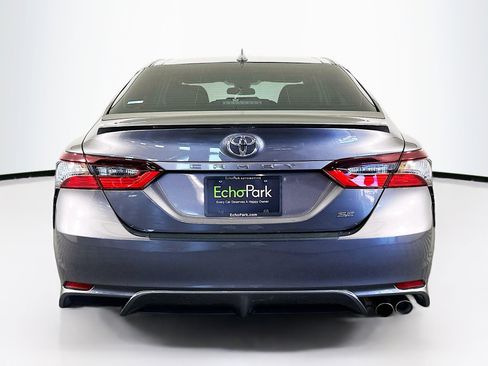 Used 2023 Toyota Camry SE FWD image 7