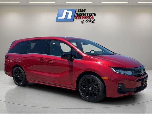 Used 2025 Honda Odyssey Sport-L image 3