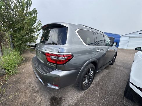Used 2024 Nissan Armada Platinum w/ Captain's Chairs Package RWD image 12