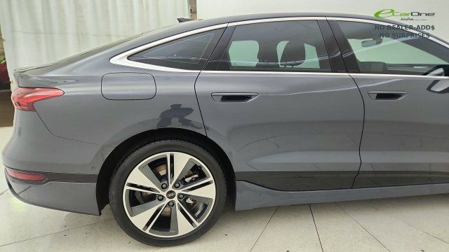 Used 2025 Audi A6 e-tron Premium Plus w/ Premium Plus RWD image 30