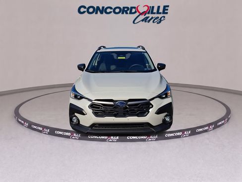 Used 2024 Subaru Crosstrek 2.0i Premium AWD/4WD image 3