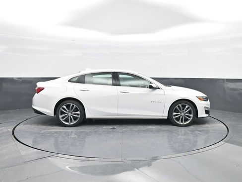 Used 2024 Chevrolet Malibu LT image 9