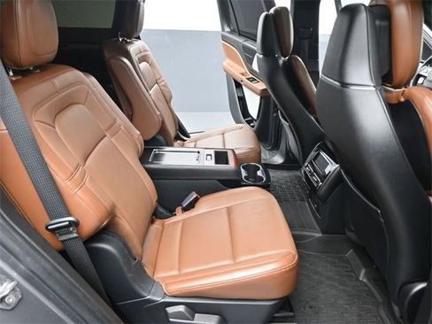 Used 2021 Lincoln Aviator Reserve w/ Equipment Group 208A image 24