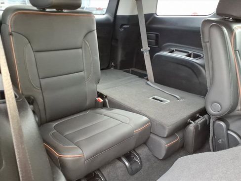 Certified 2023 GMC Acadia AT4 w/ Technology Package image 15