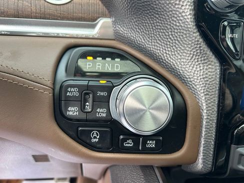 Used 2023 RAM 1500 Limited image 31