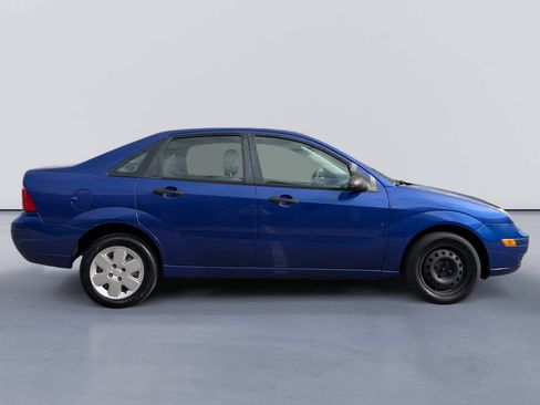 Used 2006 Ford Focus S image 2