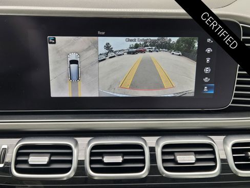 Used 2023 Mercedes-Benz Maybach GLS 600 4MATIC image 17