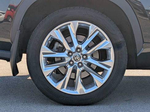 Used 2020 Toyota Highlander Limited AWD/4WD image 12