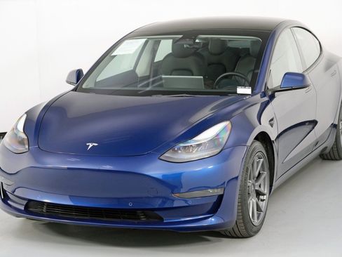 Used 2022 Tesla Model 3 Long Range image 49