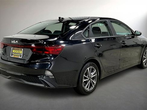 Used 2022 Kia Forte LXS image 5
