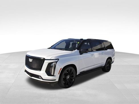 Used 2025 Cadillac Escalade ESV Sport w/ Touring Package image 2