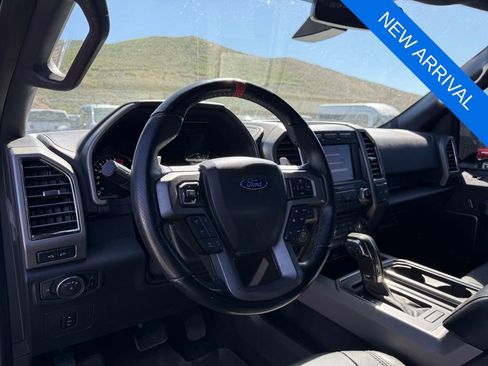 Used 2018 Ford F150 Raptor w/ Equipment Group 802A Luxury AWD/4WD image 11