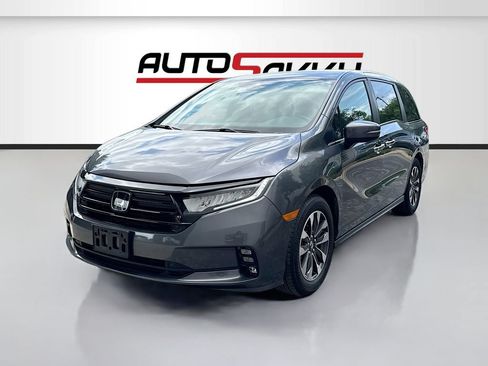 Used 2024 Honda Odyssey EX-L image 3