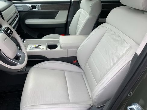Used 2025 Hyundai Santa Fe Calligraphy AWD/4WD image 19