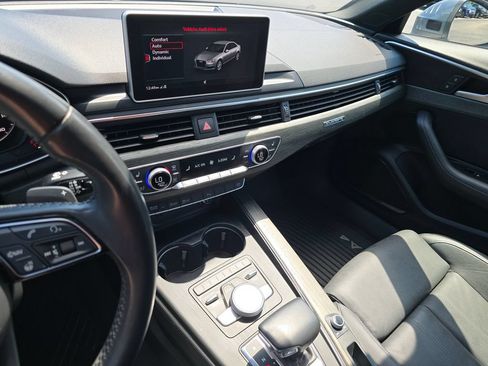 Used 2019 Audi A4 2.0T Prestige w/ Prestige Package AWD/4WD image 25