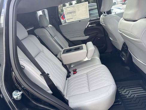 New 2026 Mitsubishi Outlander SEL AWD/4WD image 43