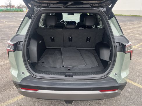 Used 2026 Chevrolet Equinox LT w/ Convenience Package II image 18