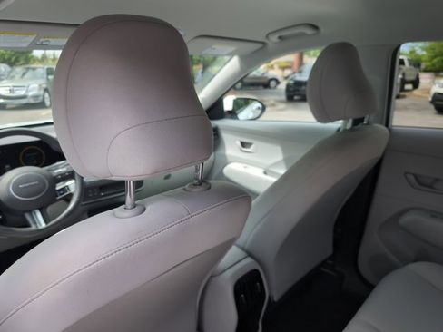 Certified 2024 Hyundai Kona SEL image 17