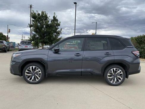 New 2025 Subaru Forester Touring image 2