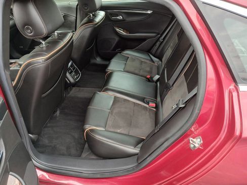 Used 2015 Chevrolet Impala LT image 11