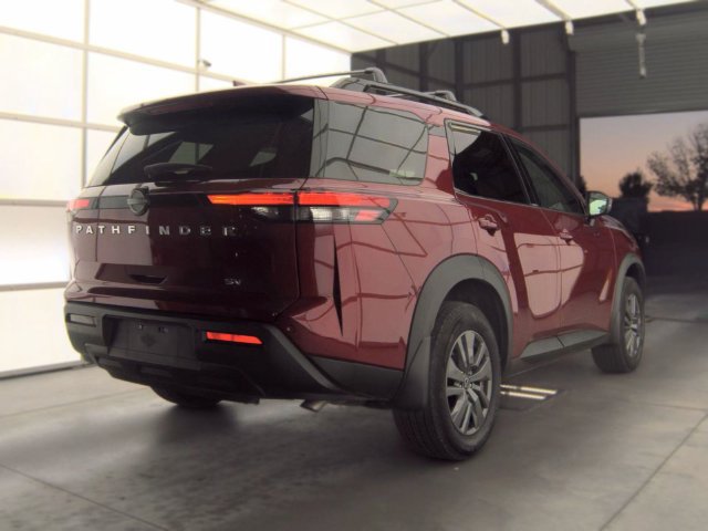 Certified 2024 Nissan Pathfinder SV FWD image 5
