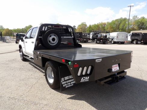 Used 2025 Chevrolet Silverado 3500 W/T w/ WT Convenience Package image 5
