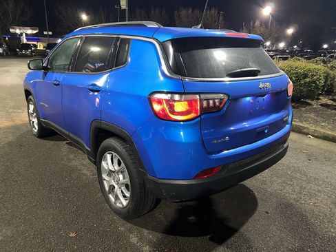 Used 2022 Jeep Compass Latitude image 6