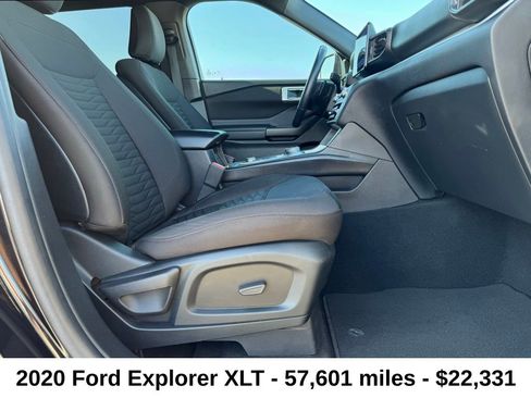 Used 2020 Ford Explorer XLT image 19