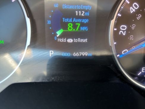 Used 2022 Toyota RAV4 XLE w/ Convenience Package AWD/4WD image 26