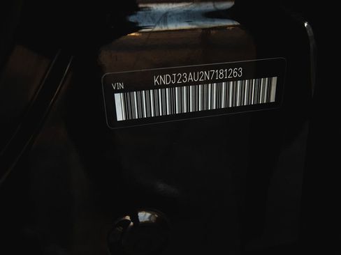 Used 2022 Kia Soul LX image 15