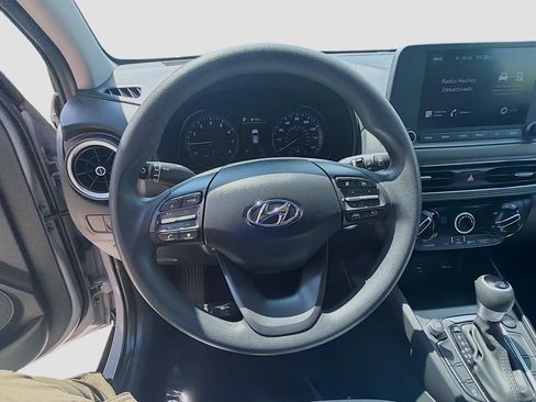 Used 2023 Hyundai Kona SEL FWD image 8