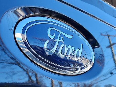 Used 2023 Ford F150 XLT w/ Equipment Group 302A High image 29