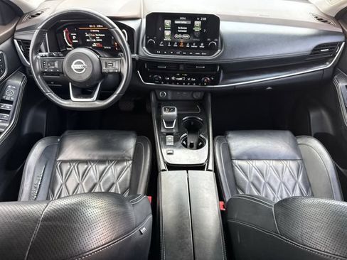 Used 2021 Nissan Rogue Platinum image 10