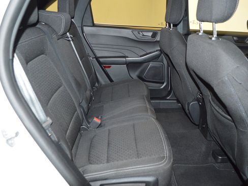 Used 2025 Ford Escape Active AWD/4WD image 12