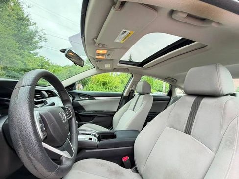 Used 2016 Honda Civic EX image 10