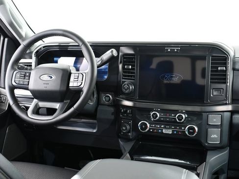 New 2026 Ford F350 Lariat w/ Black Appearance Package AWD/4WD image 8