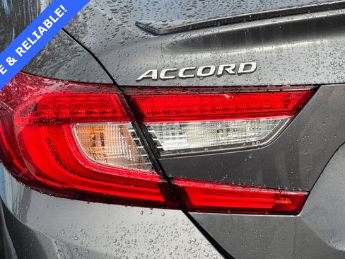 Used 2018 Honda Accord Sport image 26