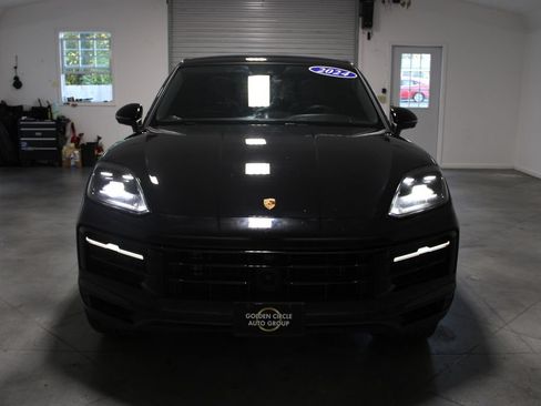 Used 2024 Porsche Cayenne Coupe AWD/4WD image 55