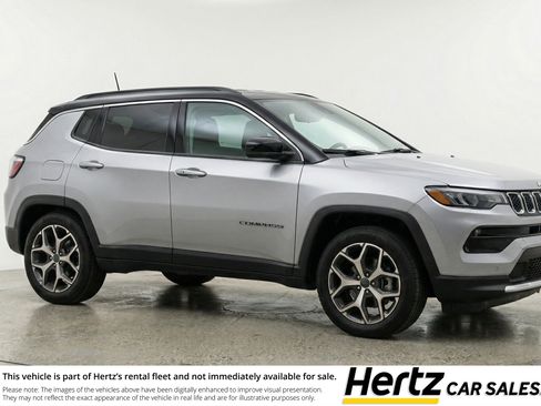 Used 2025 Jeep Compass Limited image 1