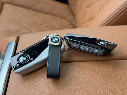 Used 2024 BMW X7 xDrive40i w/ Executive Package image 29