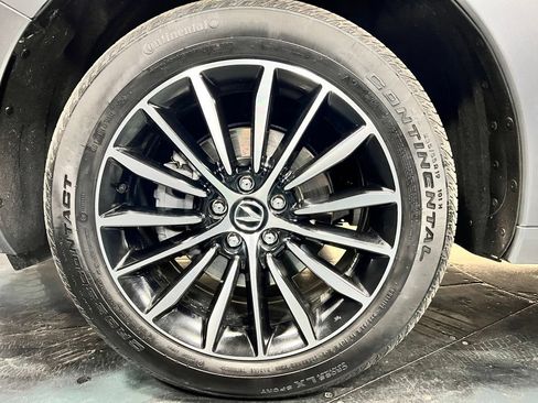 Used 2025 Acura RDX w/ Advance Package AWD/4WD image 11