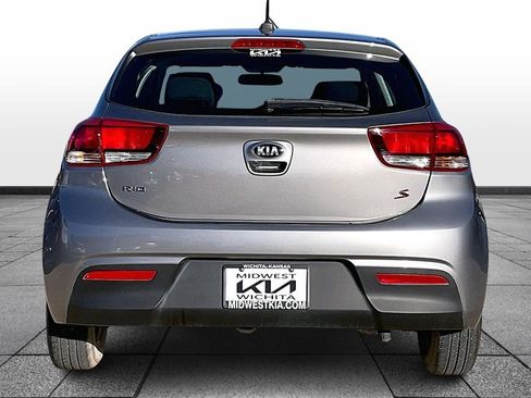 Certified 2021 Kia Rio S image 4