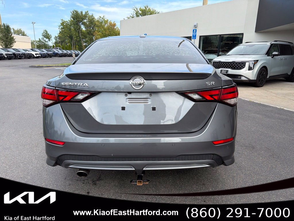 Used 2023 Nissan Sentra SR w/ Electronics Package FWD image 9