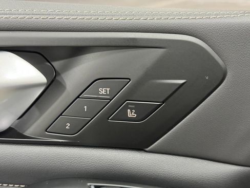 New 2026 BMW X5 xDrive50e image 24