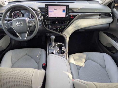 Used 2024 Toyota Camry XLE w/ Navigation Package FWD image 21
