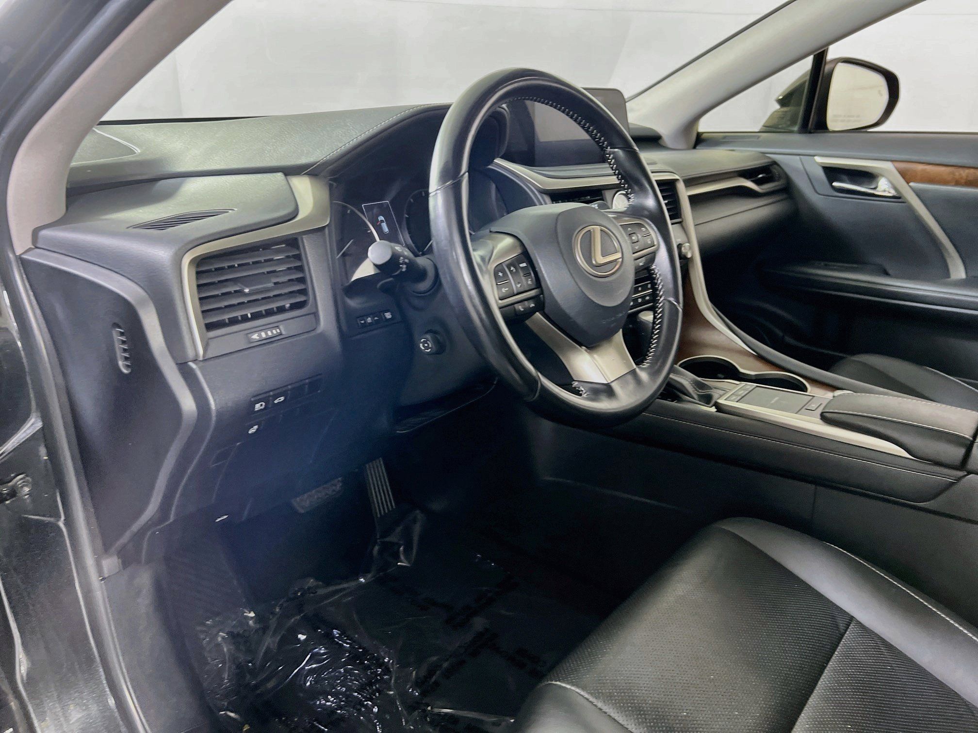 Used 2021 Lexus RX 350L Premium w/ Premium Package AWD/4WD image 9