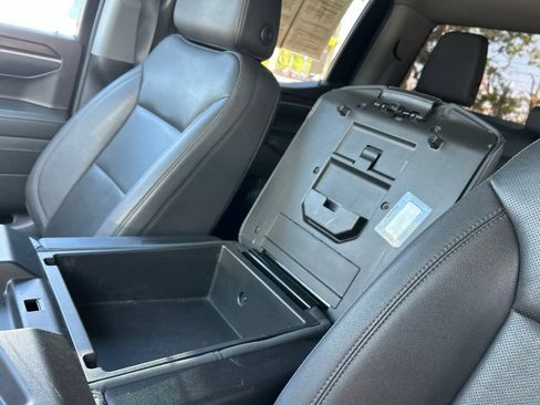 Used 2024 GMC Sierra 1500 SLT AWD/4WD image 36