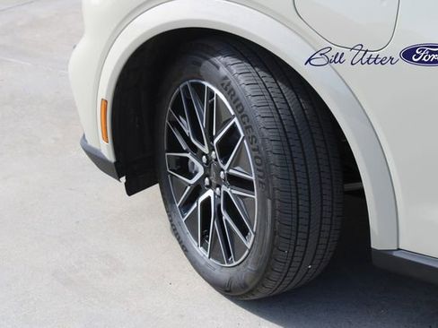 New 2025 Ford Mustang Mach-E Premium image 5