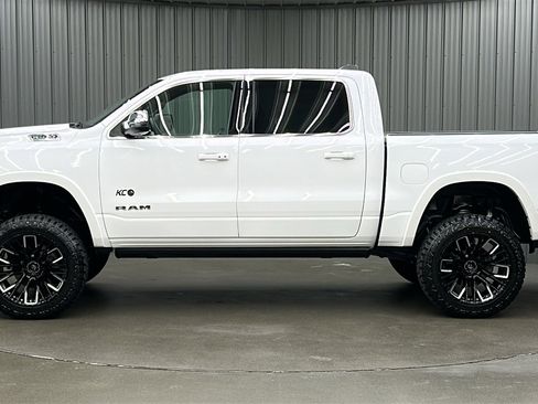 Used 2024 RAM 1500 Limited image 2